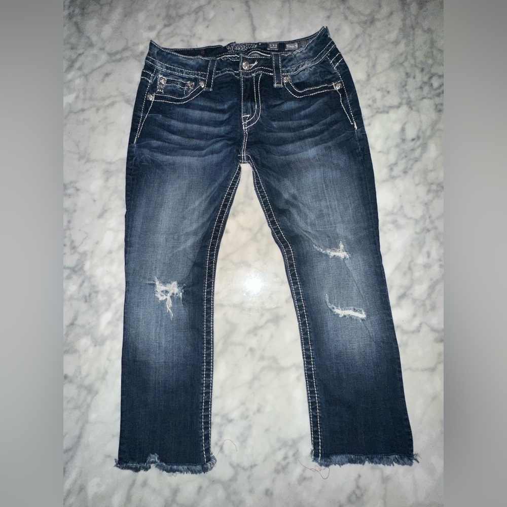 Miss me cropped Skinny capris Jeans in Dark Blue with Distressed Knees